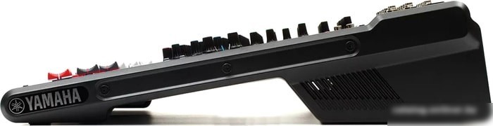 Микшерный пульт Yamaha MG-16