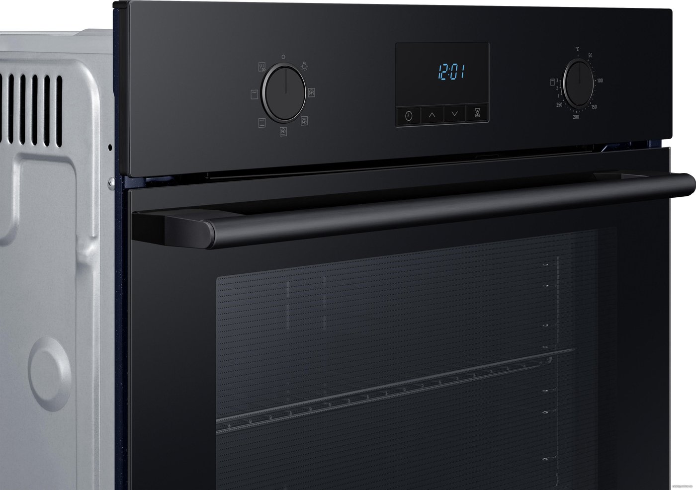 Электрический духовой шкаф Samsung NV68A1110BB