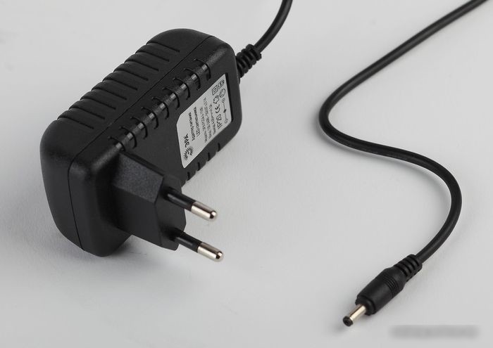 Настольная лампа ЭРА NLED-462-10W-BK (черный)