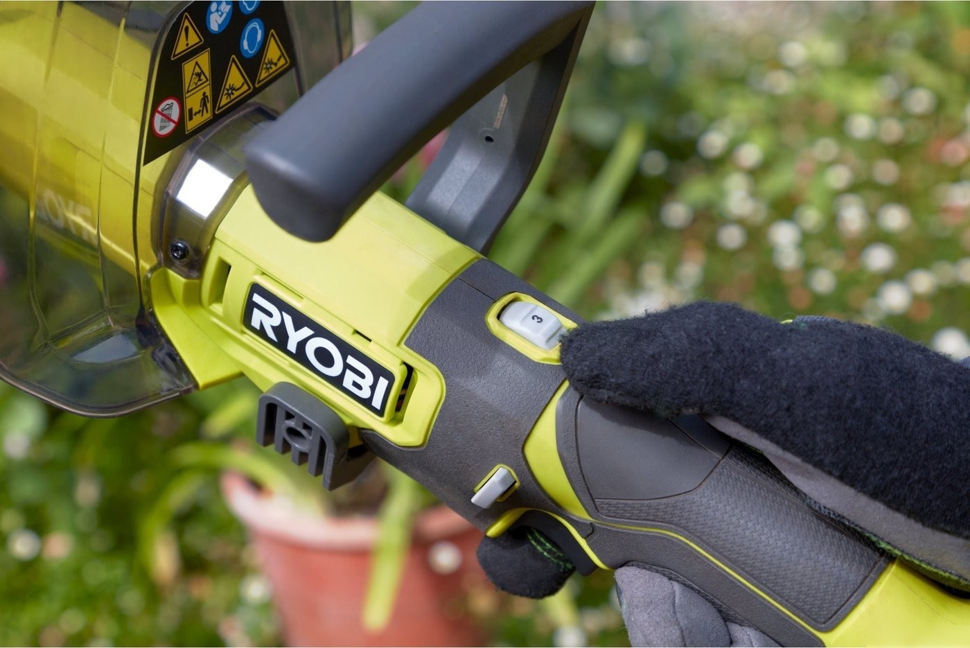 Мотокультиватор аккумуляторный Ryobi RY18HCA-0 5133005766 (без АКБ)