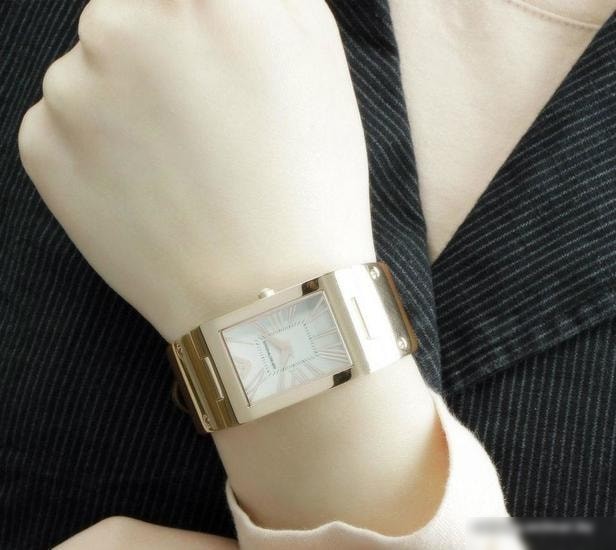 Наручные часы Emporio Armani AR7339