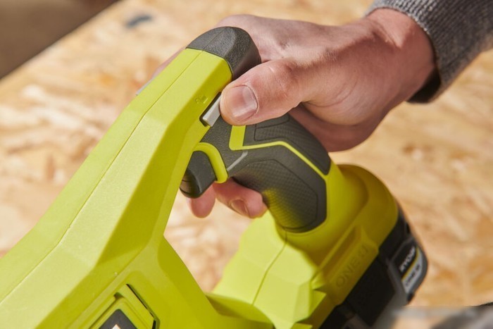 Сабельная пила Ryobi RRS18-0 5133005404 (без АКБ)