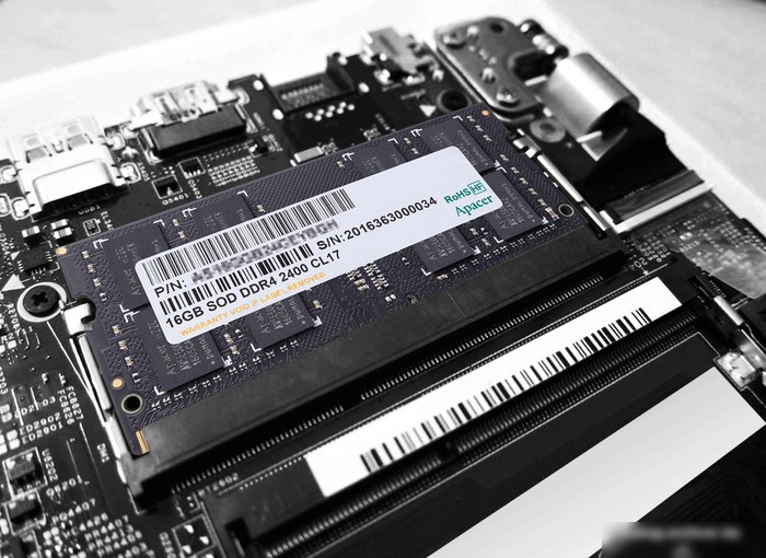 Оперативная память Apacer 32ГБ DDR4 3200 МГц ES.32G21.PSI