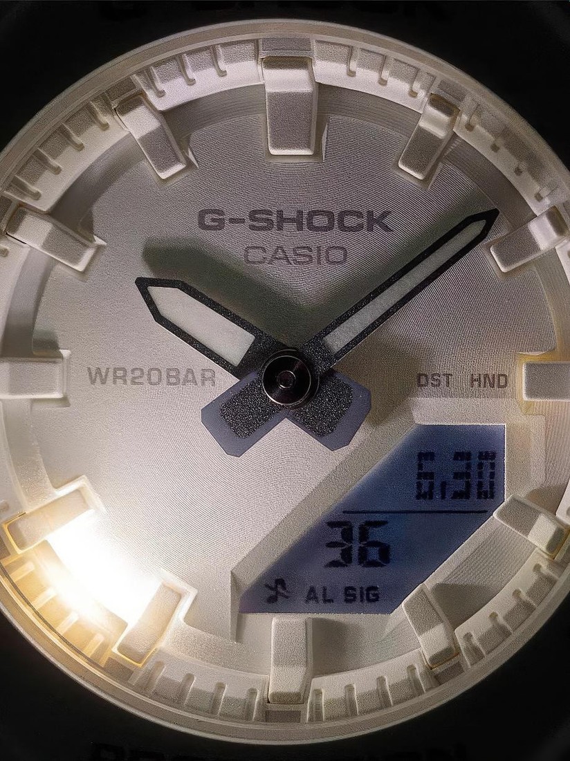Наручные часы Casio GMA-P2100SG-1A