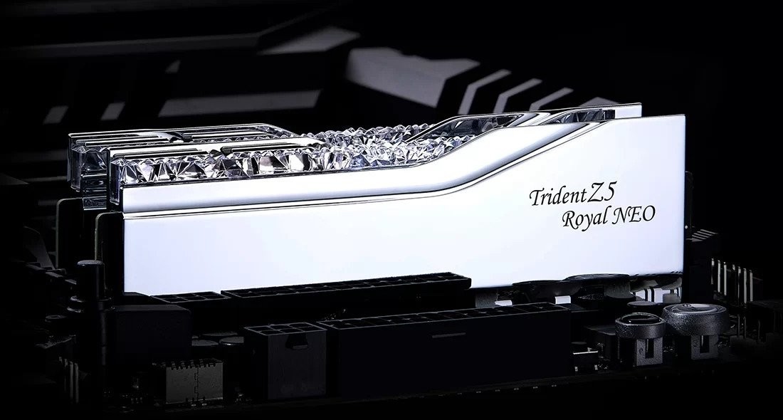 Оперативная память G.Skill Trident Z5 Royal Neo 2x32ГБ DDR5 6000 МГц F5-6000J3036G32GX2-TR5NS