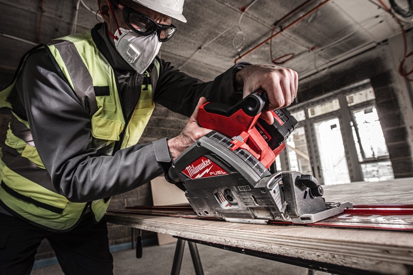 Дисковая погружная Milwaukee M18 FPS55MC-552P 4933499456 (с 2-мя АКБ, кейс)