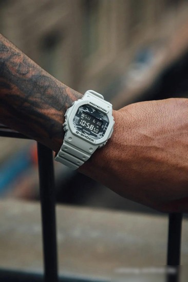 Наручные часы Casio DW-5600CA-8E