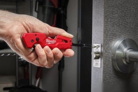 Нож строительный Milwaukee 4932492454