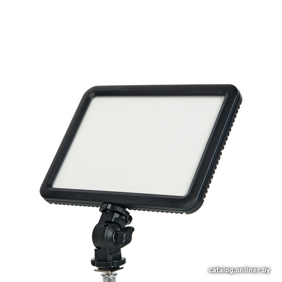 Лампа Godox LEDP120C накамерный (без пульта)