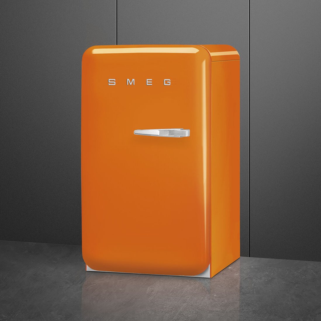 Однокамерный холодильник Smeg FAB10LOR6
