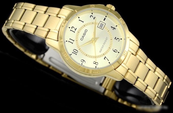 Наручные часы Casio LTP-V004G-9B