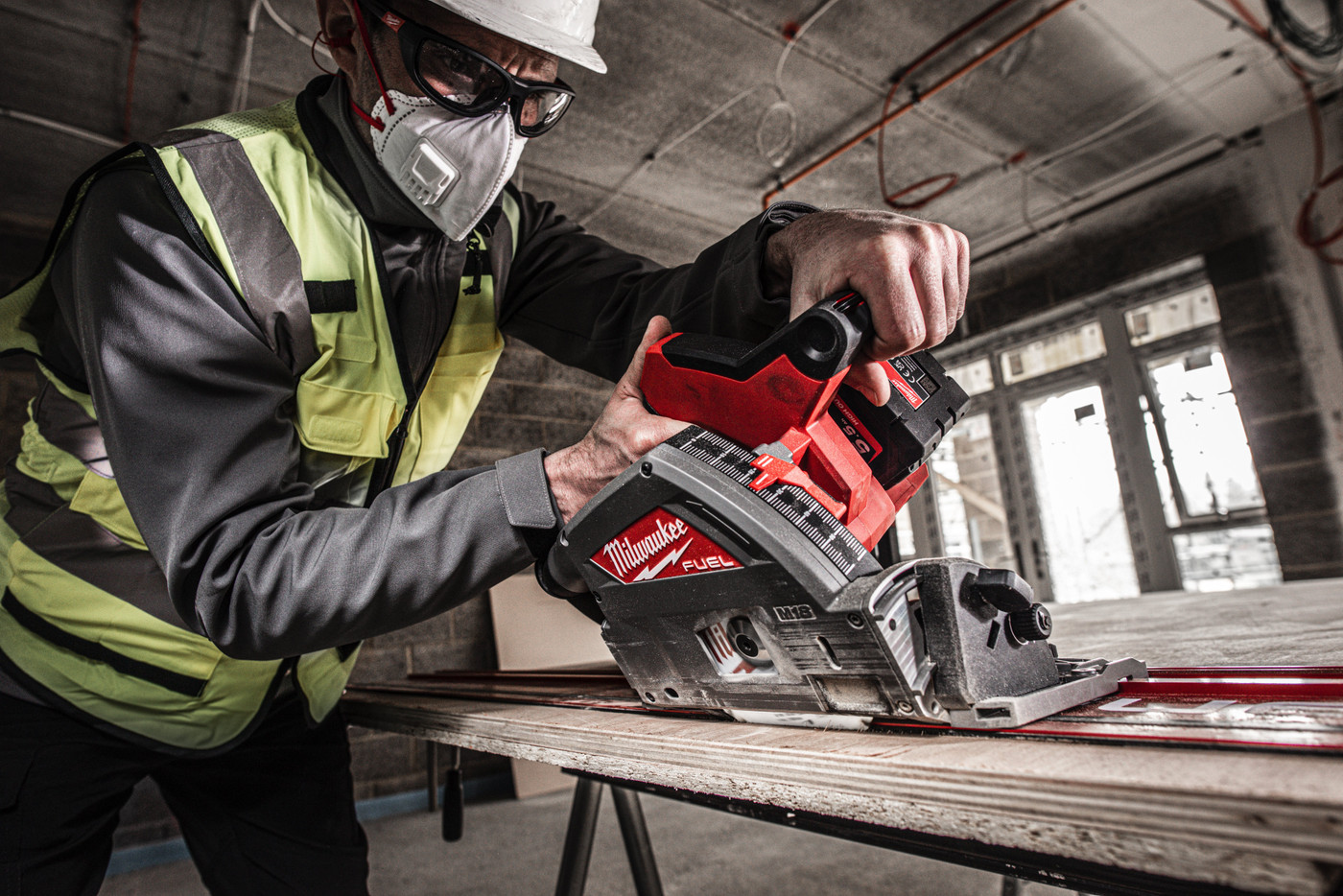 Дисковая погружная Milwaukee M18 FPS55-552P Fuel 4933478778 (с 2-мя АКБ, кейс)