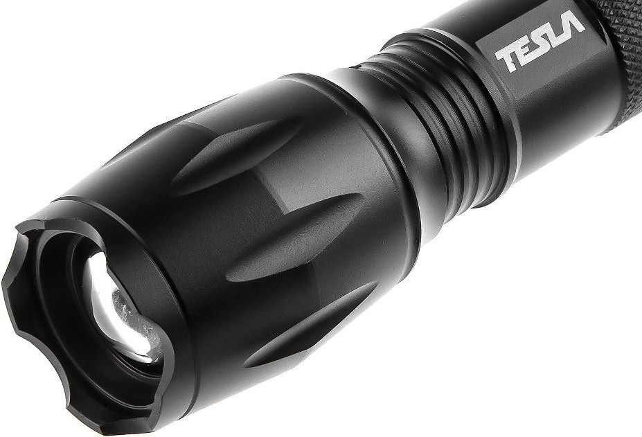 Фонарь Tesla FLF 601022