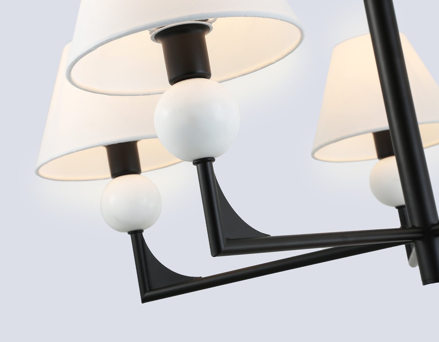 Подвесная люстра Ambrella light LH75153/5 BK/FR (черный/белый матовый)