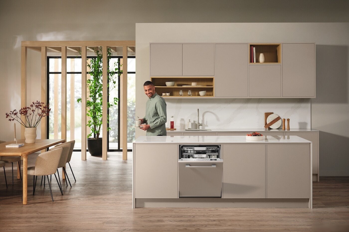 Встраиваемая посудомоечная машина Miele G 7080 SCVi AutoDos