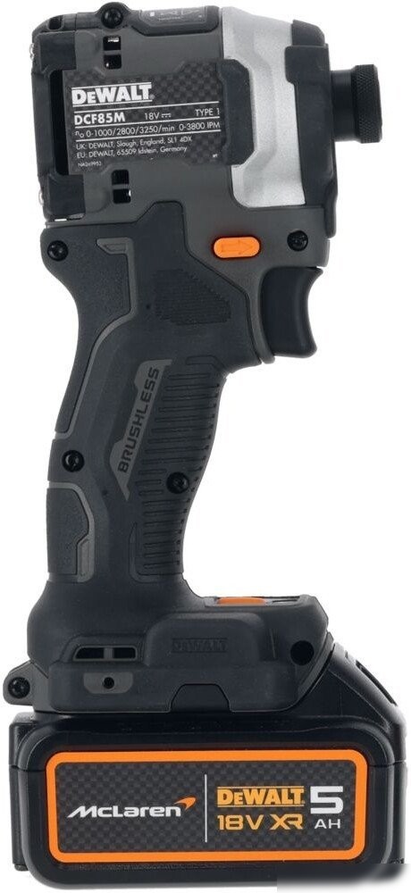 Винтоверт DeWalt DCF85MP2T (с 2-мя АКБ, кейс)