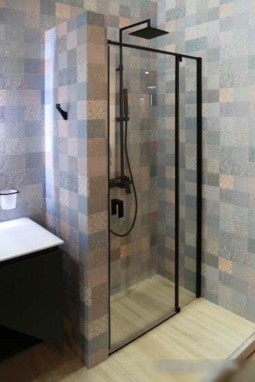 Душевая дверь Cezares URBAN-B-12-140-C-NERO
