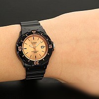 Наручные часы Casio LRW-200H-9E2VEF