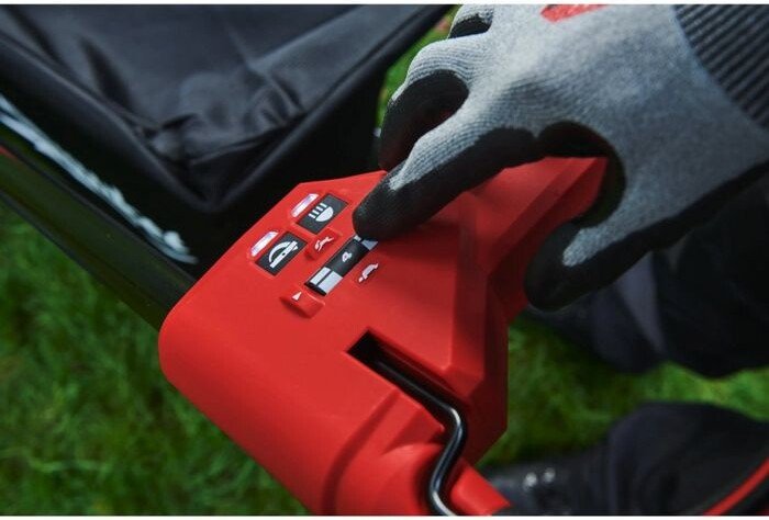 Газонокосилка Milwaukee M18 F2LM53-0 4933479584 (без АКБ)