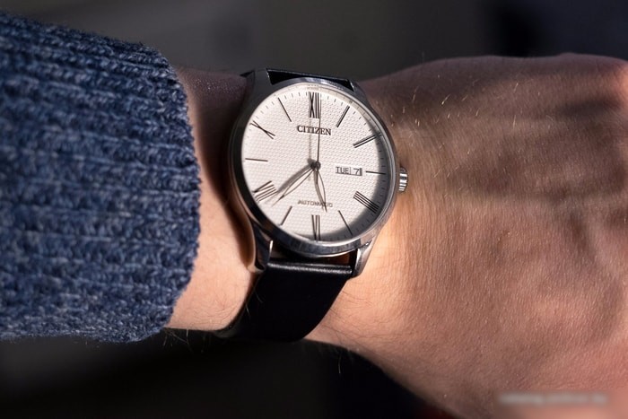 Наручные часы CITIZEN NH8350-08A