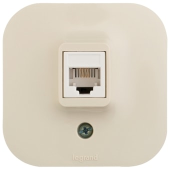 Розетка компьютерная Legrand Quteo 782254 (слоновая кость)