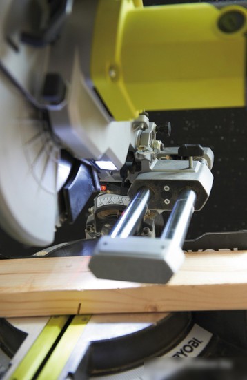 Дисковая пила Ryobi EMS254L