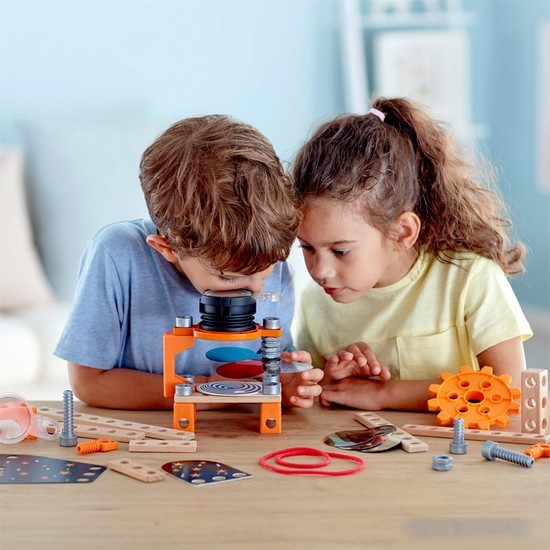 Конструктор Hape Junior Inventor E3034 Optical Science Lab