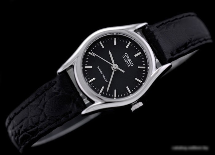 Наручные часы Casio LTP-1094E-1A