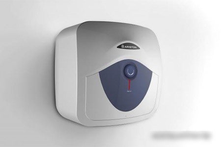 Накопительный электрический водонагреватель под мойку Ariston ABS BLU EVO RS 10U