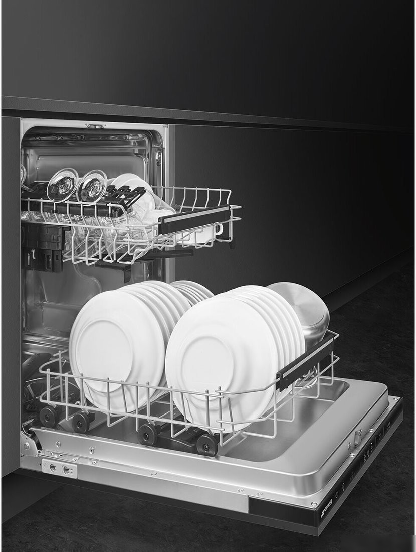 Встраиваемая посудомоечная машина Smeg ST4522DIN