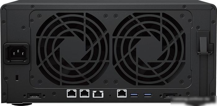 Сетевой накопитель Synology DiskStation DS1823xs+