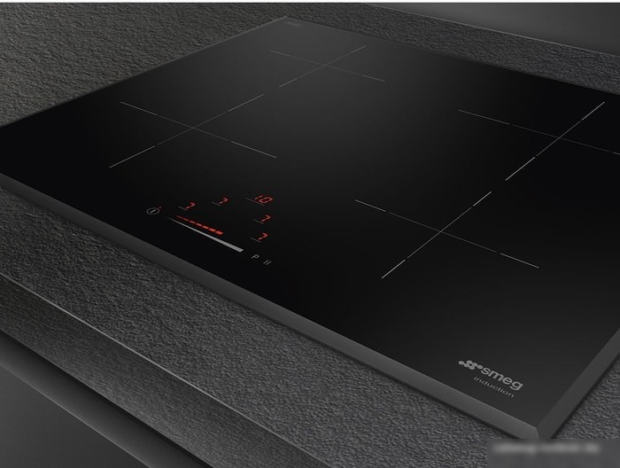 Варочная панель Smeg SI4642B