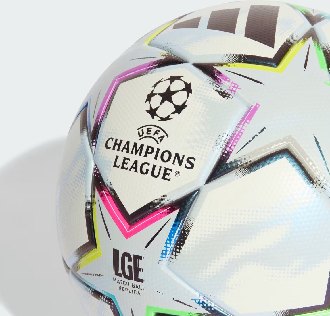 Футбольный мяч Adidas UEFA Champions League 26/27 League Boxed Ball (размер 5)