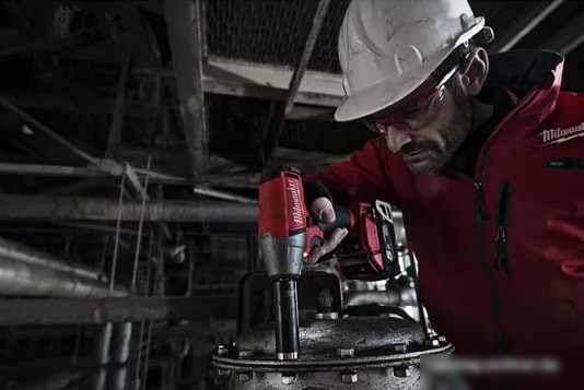Ударный гайковерт Milwaukee M18 ONEIWF12-0X Fuel 4933459198 (без АКБ, кейс)