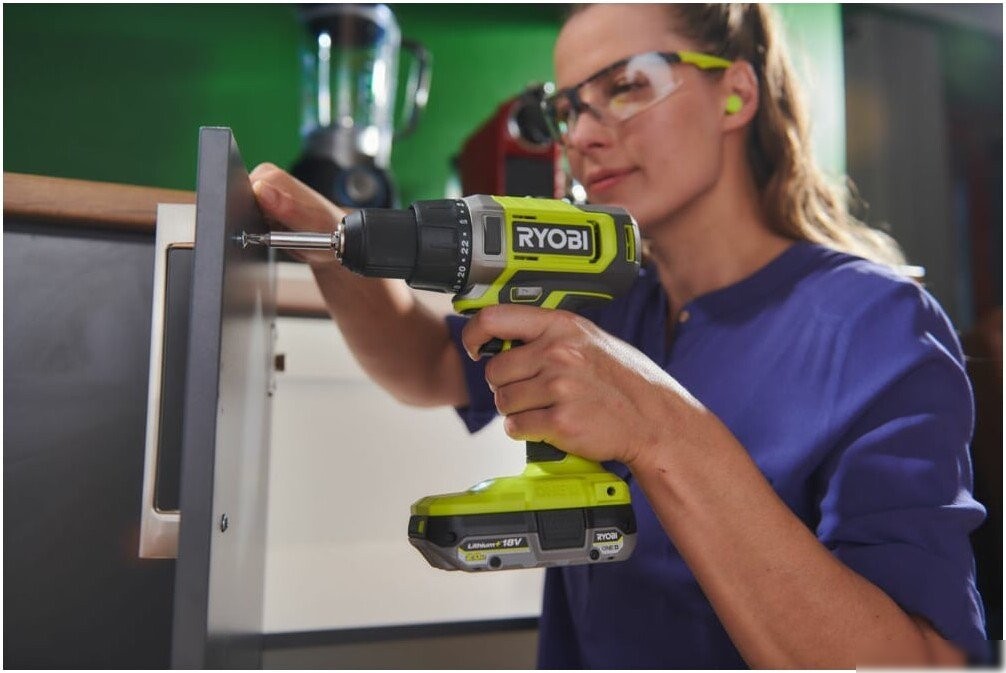 Дрель-шуруповерт Ryobi RDD18-2C415S 5133005612 (с 2-мя АКБ, сумка)