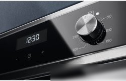 Электрический духовой шкаф Electrolux EOF5H40BX