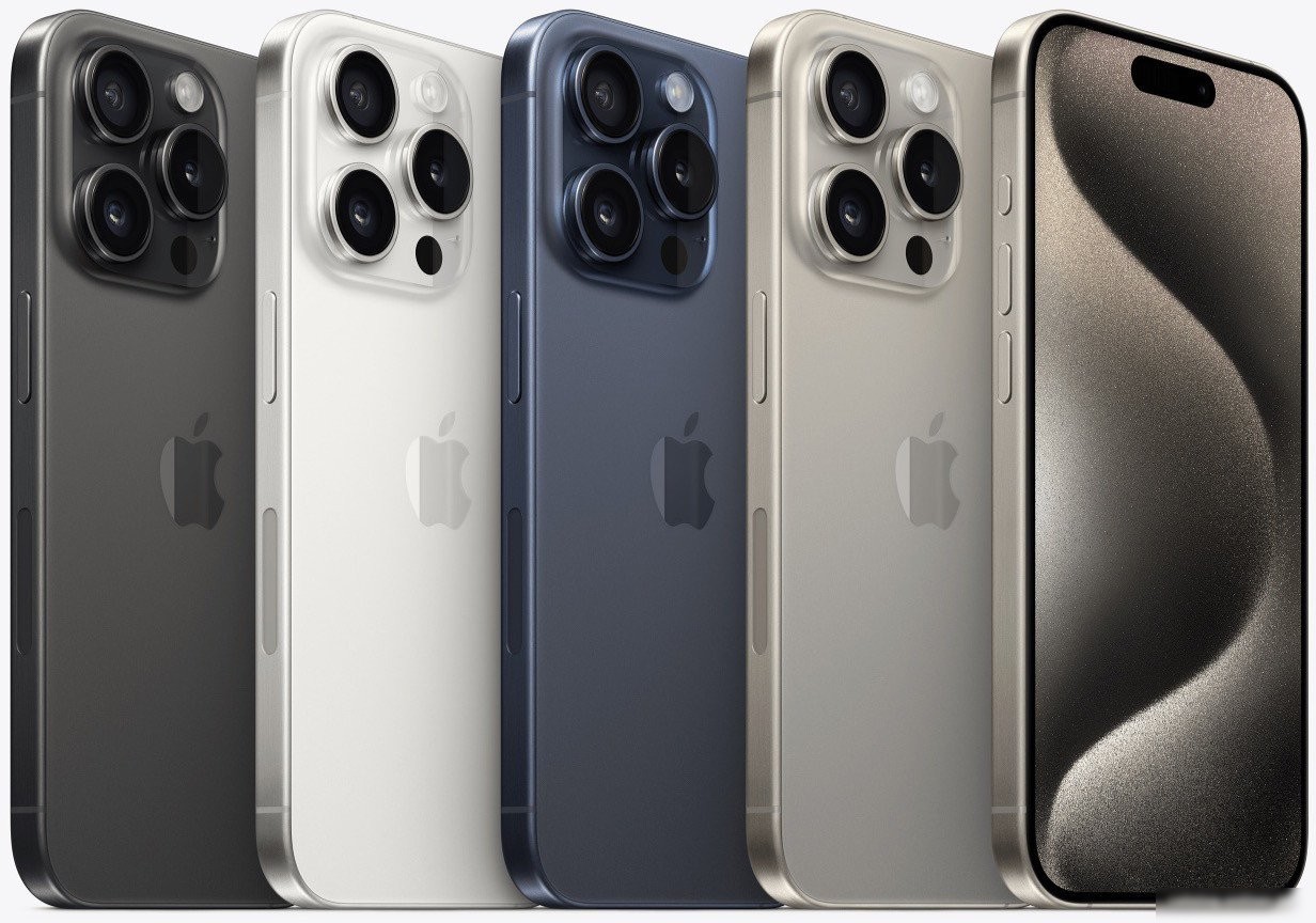 Телефон Apple iPhone 15 Pro Max 256GB (природный титан)
