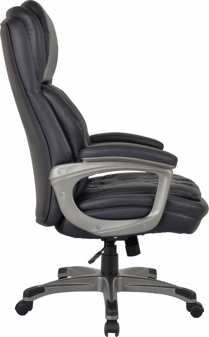 Офисное кресло Brabix EX-557 532945 (черный)