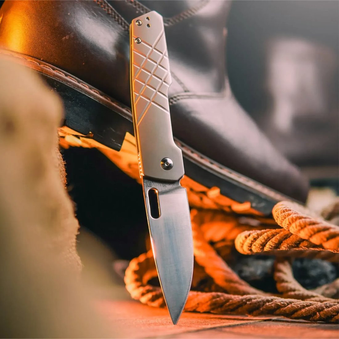Складной нож Artisan Cutlery 1874G-GY