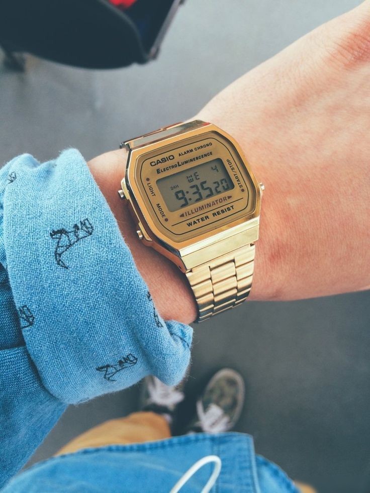 Наручные часы Casio A-168WG-9W