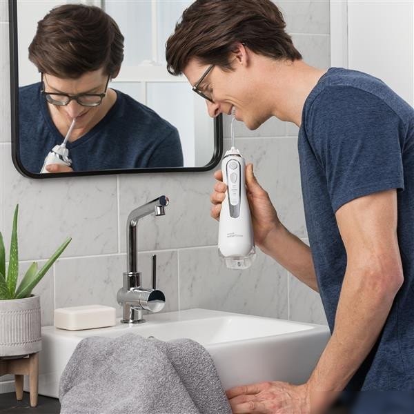 Ирригатор Waterpik WP-580 (белый)