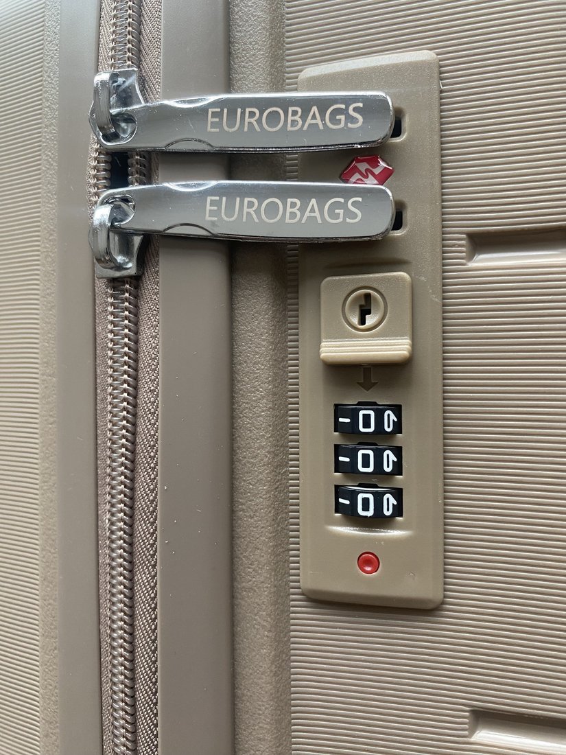 Чемодан-спиннер Eurobags PP-N95 (М, бежевый)