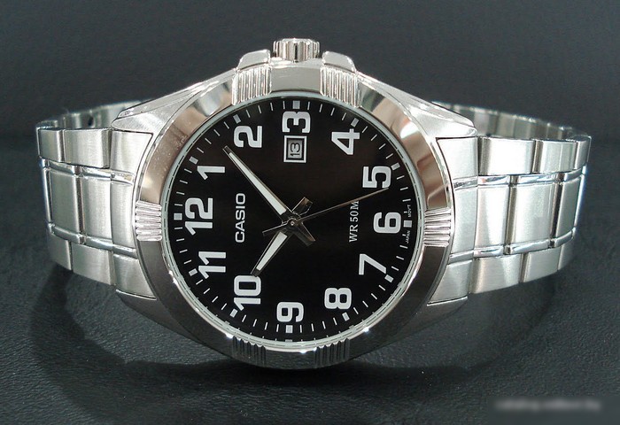 Наручные часы Casio LTP-1308D-1B