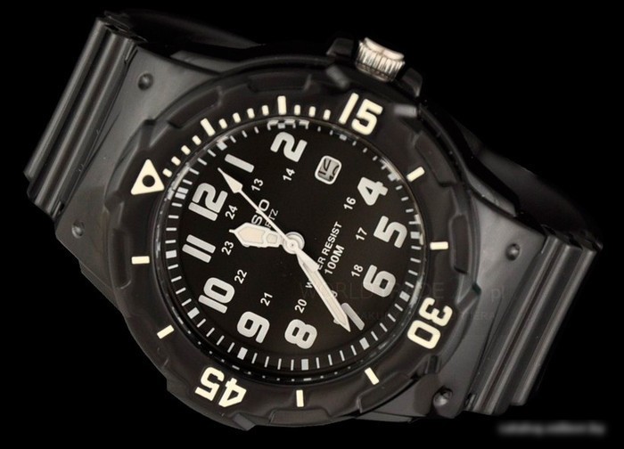 Наручные часы Casio LRW-200H-1B