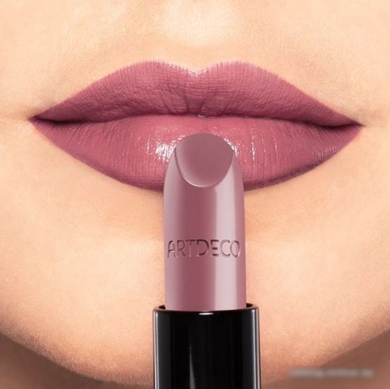 Губная помада Artdeco Lipstick Perfect Color 13.825