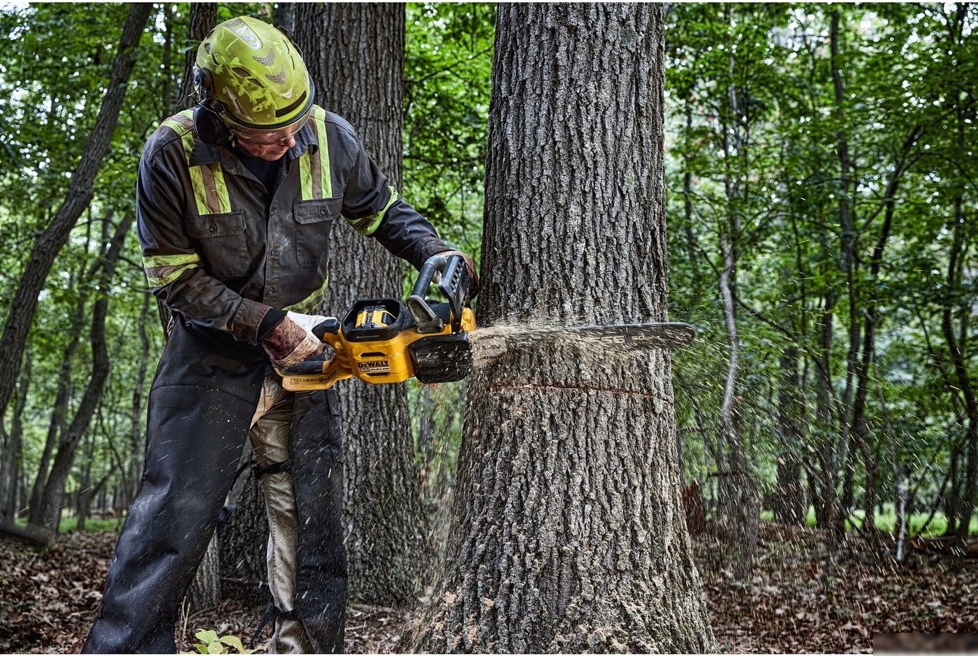 Аккумуляторная пила DeWalt DCMCS575X1 (с 1-им АКБ)