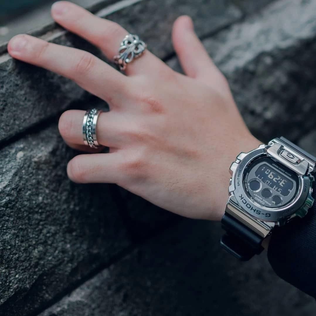 Наручные часы Casio GM-6900U-1E