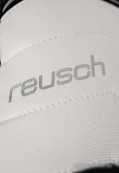 Варежки Reusch Laura R-Tex XT 6131550-7703 (р-р 6.5, mitten black/white/silver)