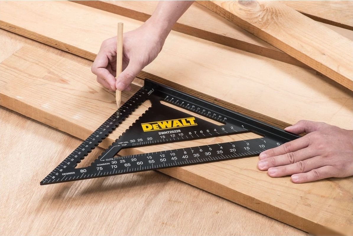 Угольник DeWalt DWHT25227-0