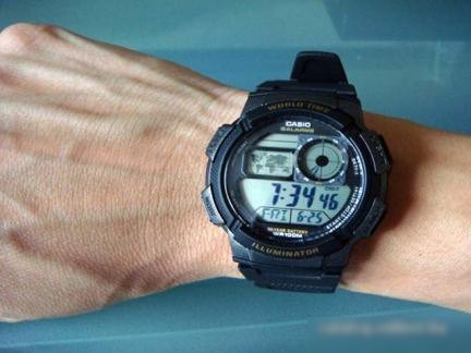Наручные часы Casio AE-1000W-1A